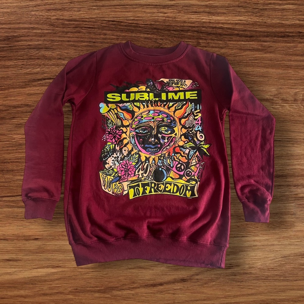 Sublime Burgundy Graphic Crewneck Sweatshirt